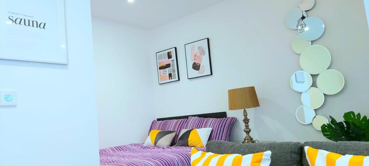 Great Studio Apartments - Netflix, Wifi, Digital Tv Шеффілд Екстер'єр фото