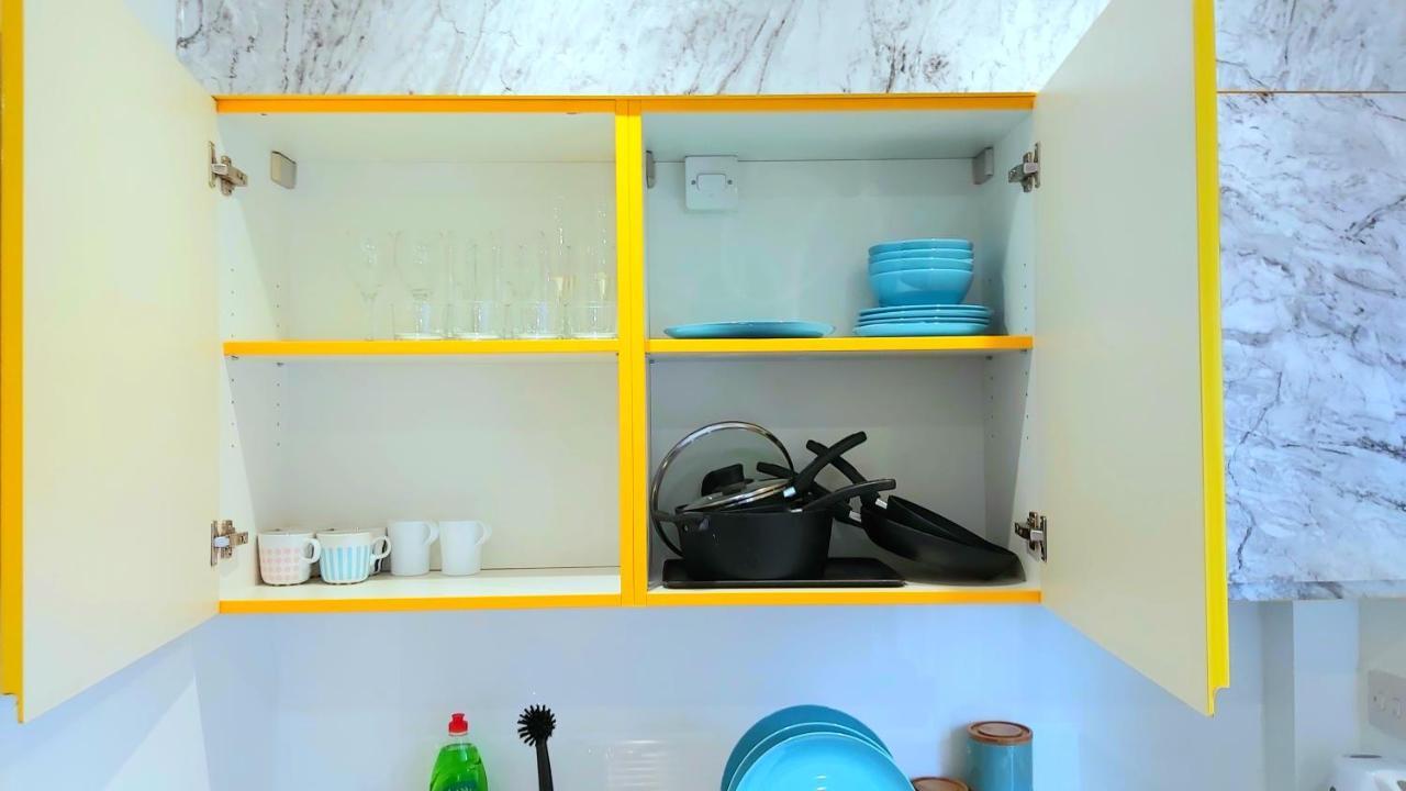 Great Studio Apartments - Netflix, Wifi, Digital Tv Шеффілд Екстер'єр фото