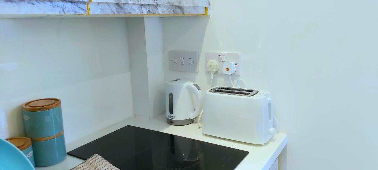 Great Studio Apartments - Netflix, Wifi, Digital Tv Шеффілд Екстер'єр фото