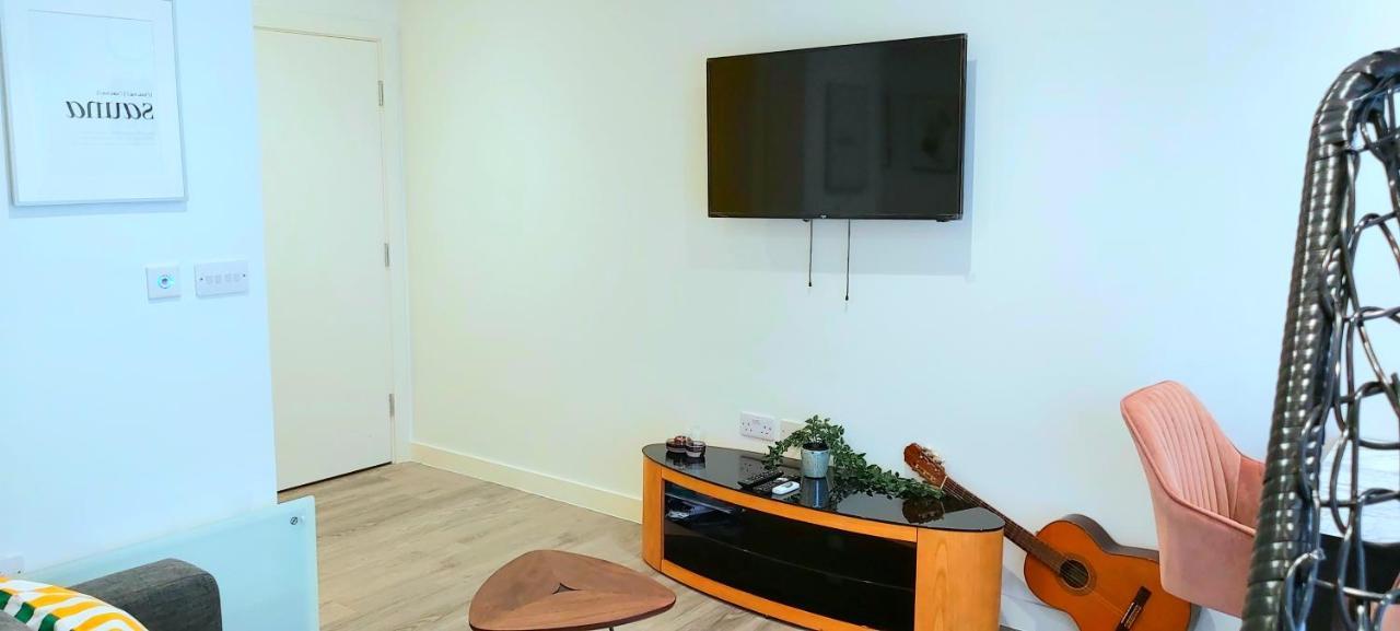 Great Studio Apartments - Netflix, Wifi, Digital Tv Шеффілд Екстер'єр фото