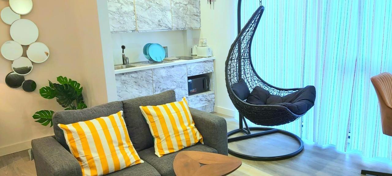 Great Studio Apartments - Netflix, Wifi, Digital Tv Шеффілд Екстер'єр фото